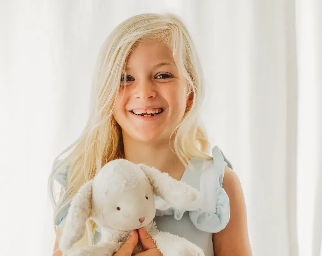 “Last Night Lillian Ran From Our Arms To The Arms Of Jesus” - Please Pray For The Family 