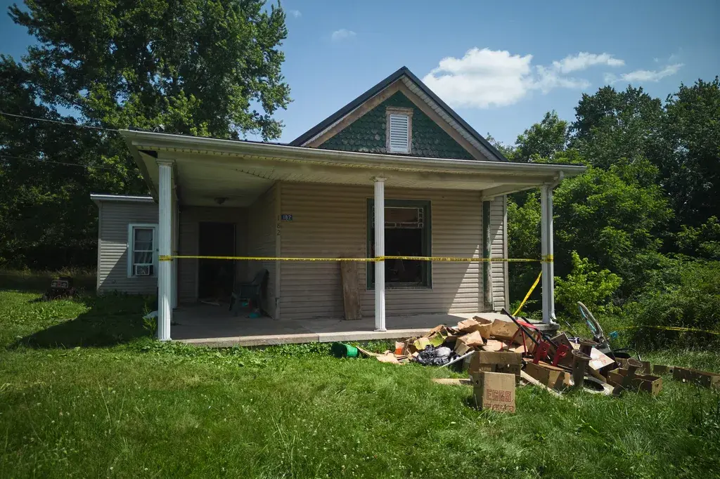 Please Pray: 16 Grandchildren Rescued From Filthy Ohio Home, Some Considered 'Feral'