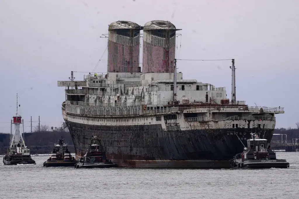 SS United States Will Become World's Largest Artificial Reef