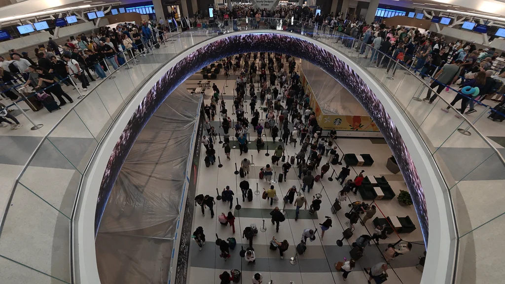 How To Avoid The More And More Frequent Travel Scams